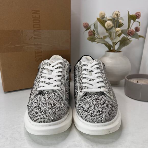 Steve Madden Icebox Jeweled Sneakers Beaded Silver Multi Women's 12M Tried On - Picture 2 of 9
